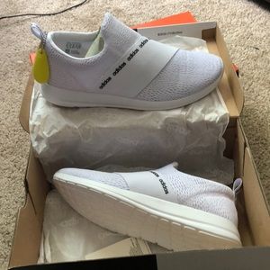 Adidas shoes refine adapt new 7.5 size